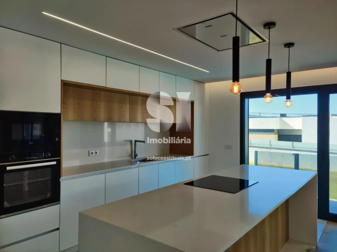 Moradia T3 para Venda em Merelim (São Paio), Panoias e Parada de Tibães Foto 8