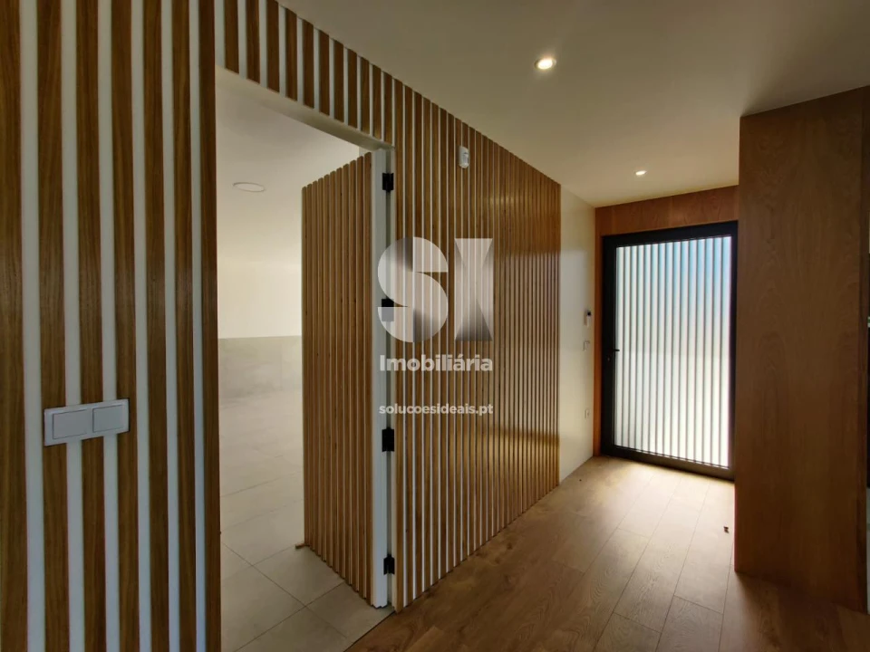 Moradia T3 para Venda em Merelim (São Paio), Panoias e Parada de Tibães Foto 2