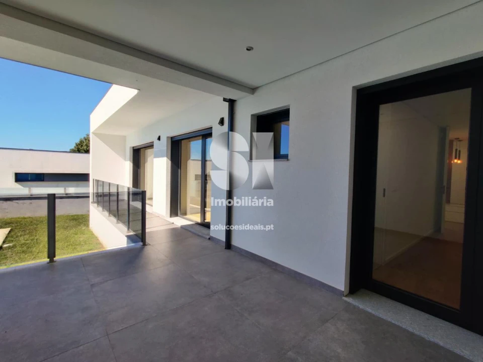 Moradia T3 para Venda em Merelim (São Paio), Panoias e Parada de Tibães Foto 36