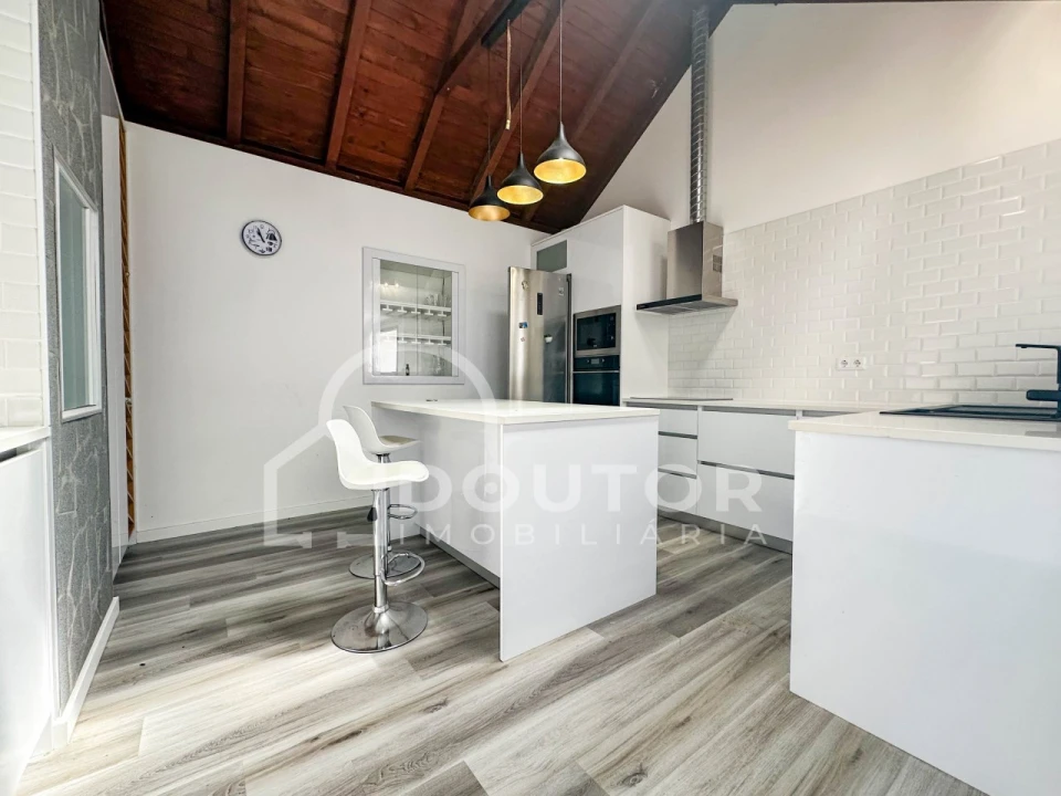 Moradia T3 para Venda em Fajã da Ovelha Foto 16