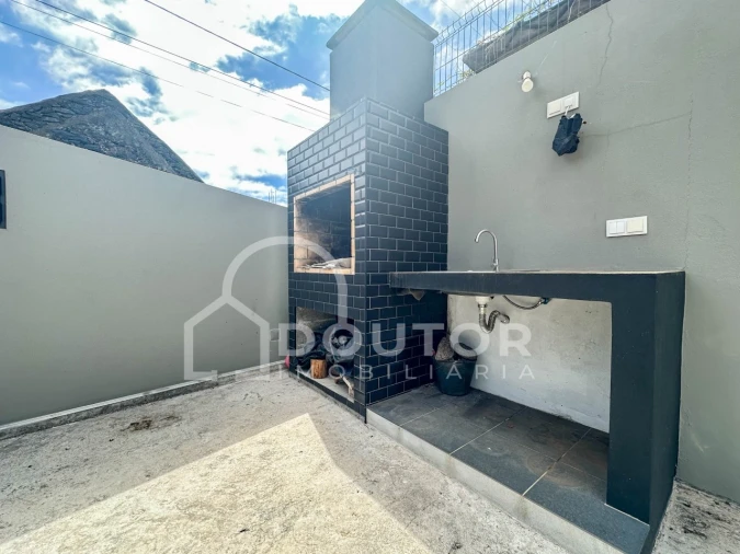 Moradia T3 para Venda em Fajã da Ovelha Foto 6