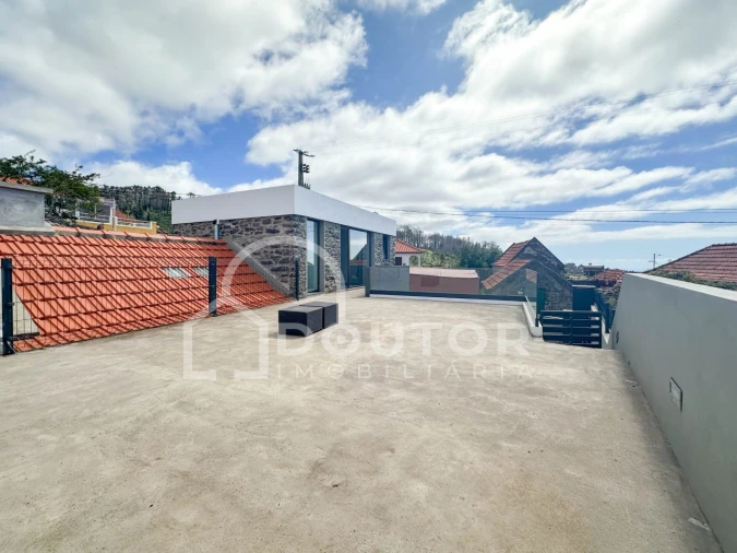 Moradia T3 para Venda em Fajã da Ovelha Foto 21