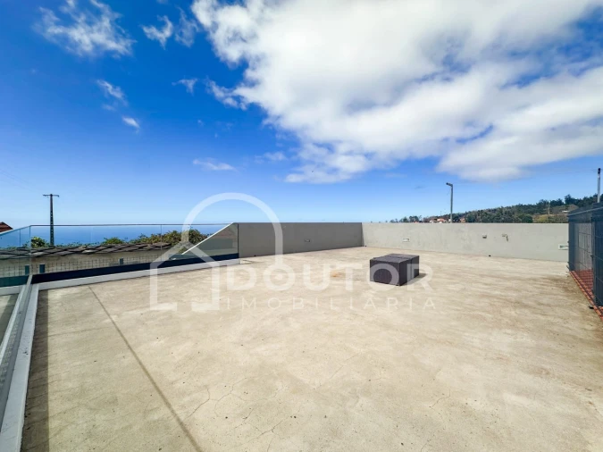 Moradia T3 para Venda em Fajã da Ovelha Foto 23