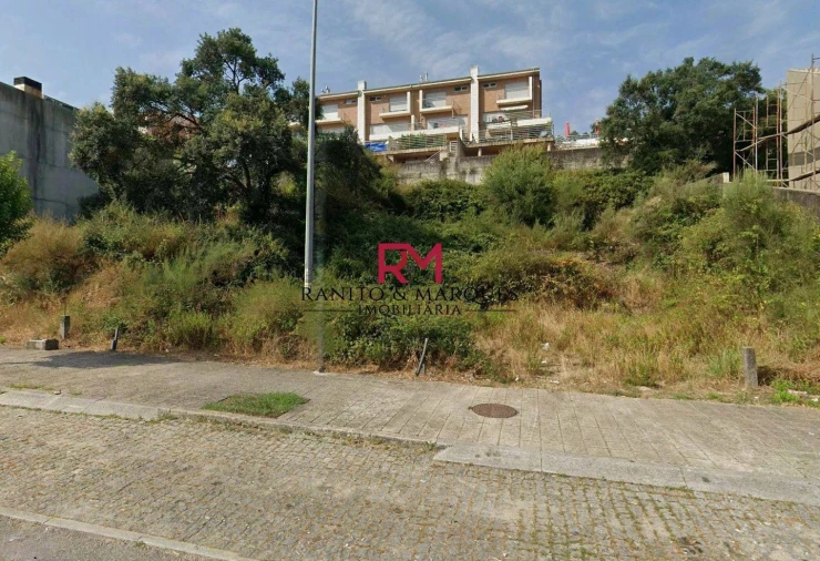 Terreno para Venda em Valongo Foto 1