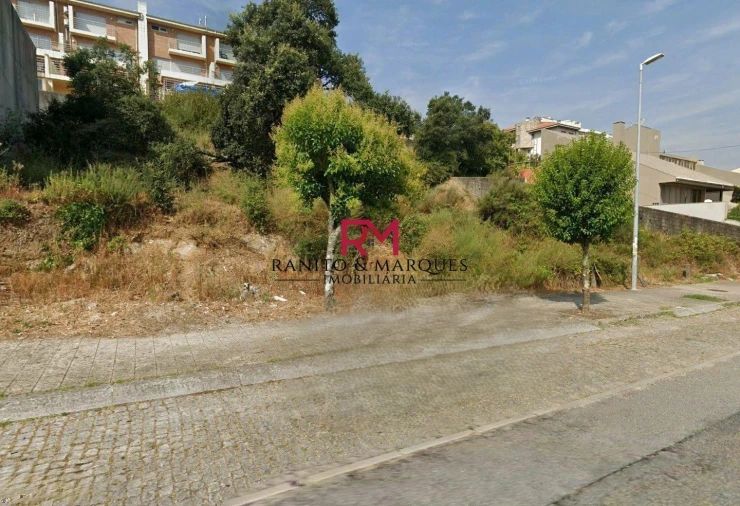 Terreno para Venda em Valongo Foto 1