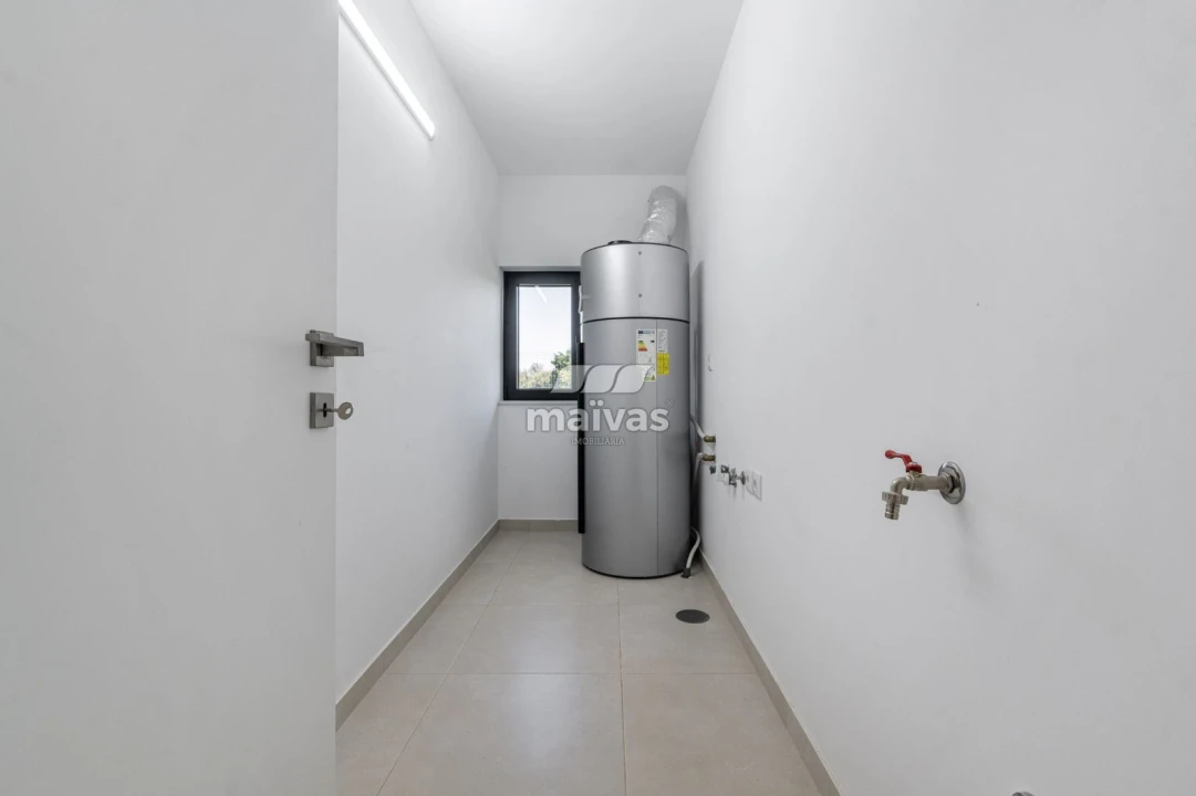 Moradia T4 para Venda em Cervães Foto 25