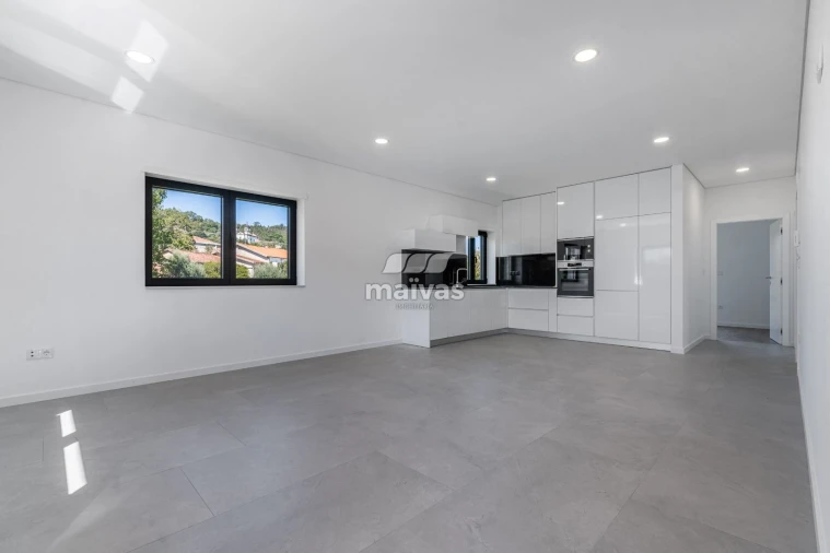 Moradia T4 para Venda em Cervães Foto 7