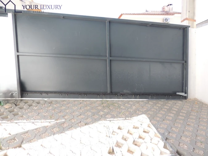 Moradia T4 para Venda em Pontinha e Famões Foto 38