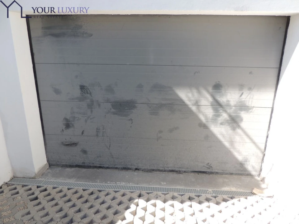 Moradia T4 para Venda em Pontinha e Famões Foto 36