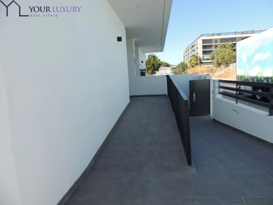 Moradia T4 para Venda em Pontinha e Famões Foto 22