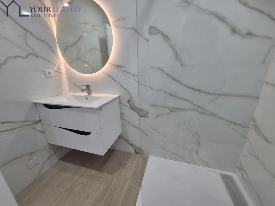 Moradia T4 para Venda em Pontinha e Famões Foto 7