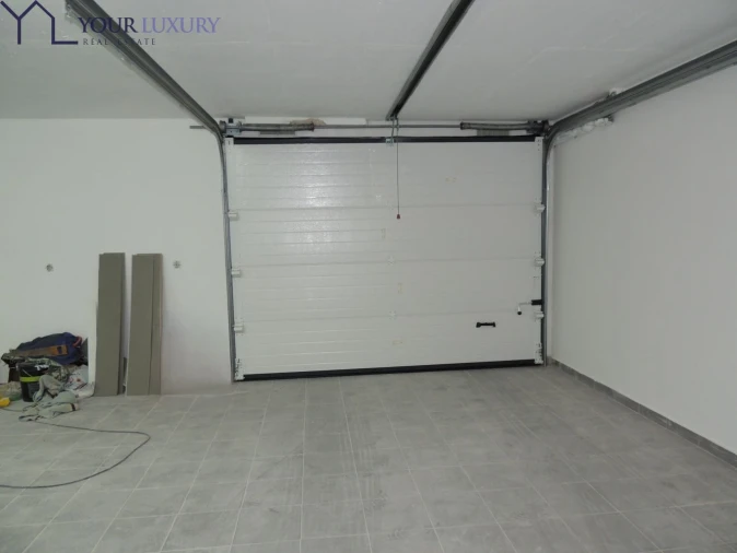 Moradia T4 para Venda em Pontinha e Famões Foto 21