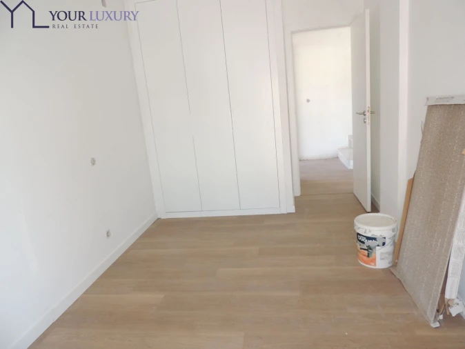 Moradia T4 para Venda em Pontinha e Famões Foto 7