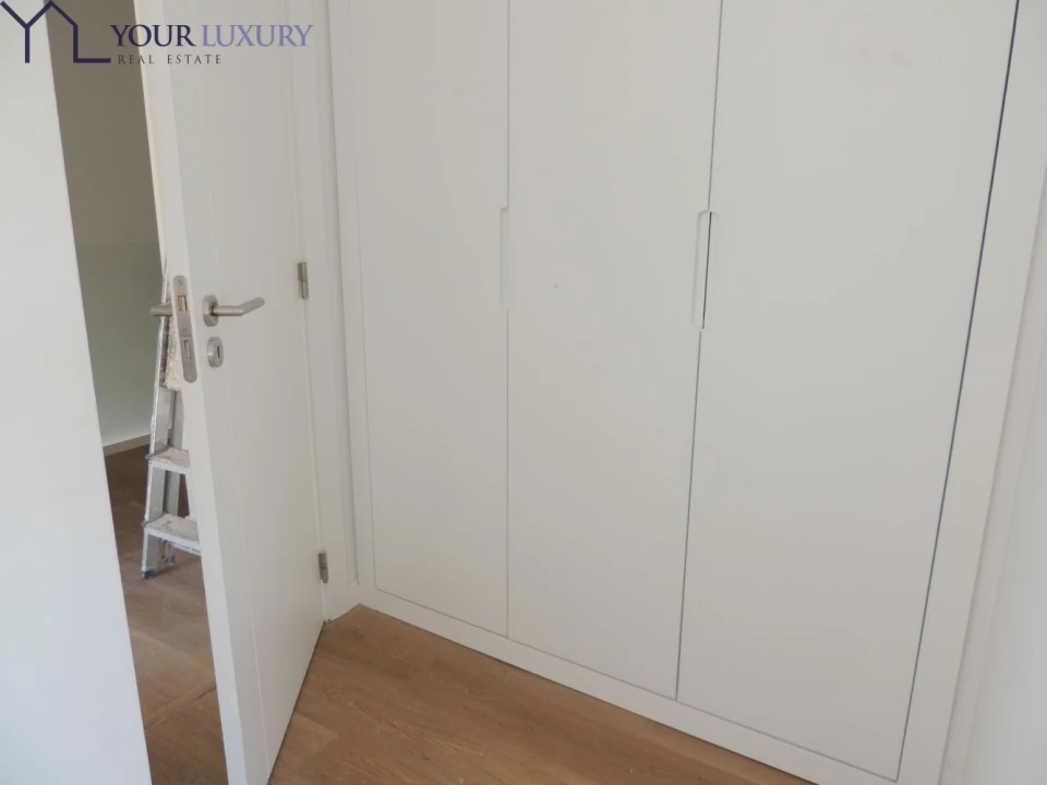 Moradia T4 para Venda em Pontinha e Famões Foto 17