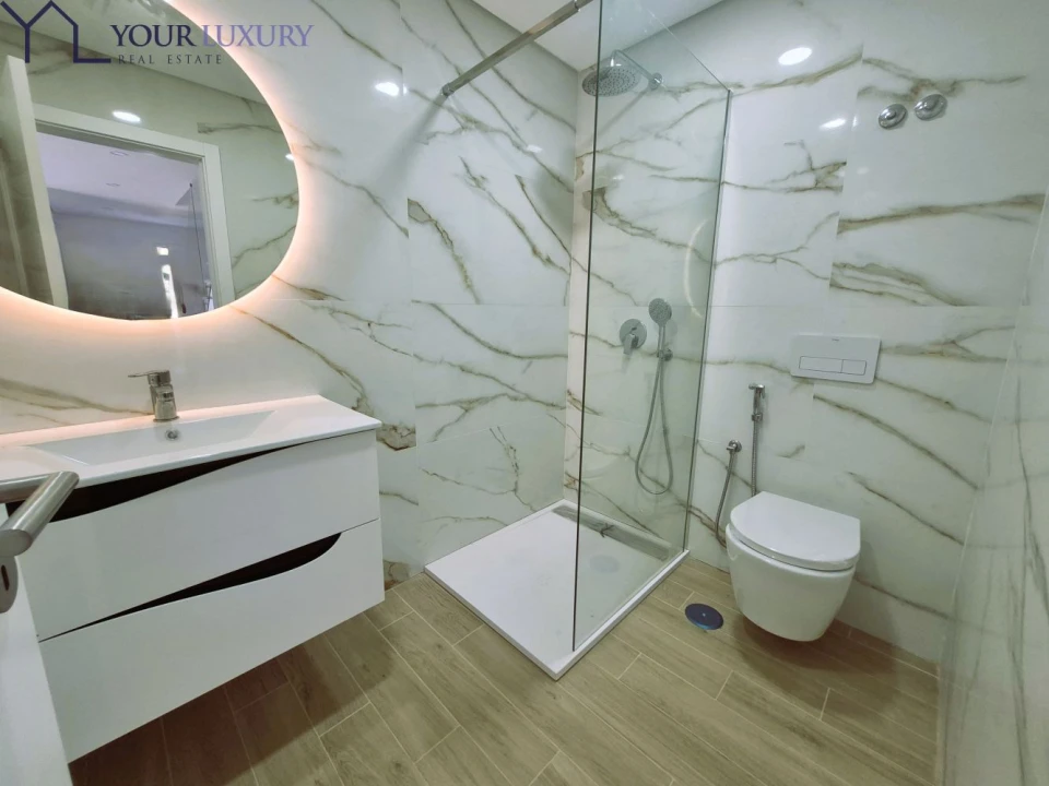 Moradia T4 para Venda em Pontinha e Famões Foto 6