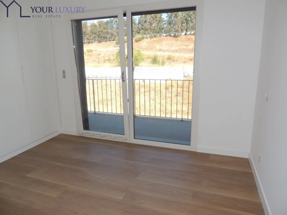 Moradia T4 para Venda em Pontinha e Famões Foto 19