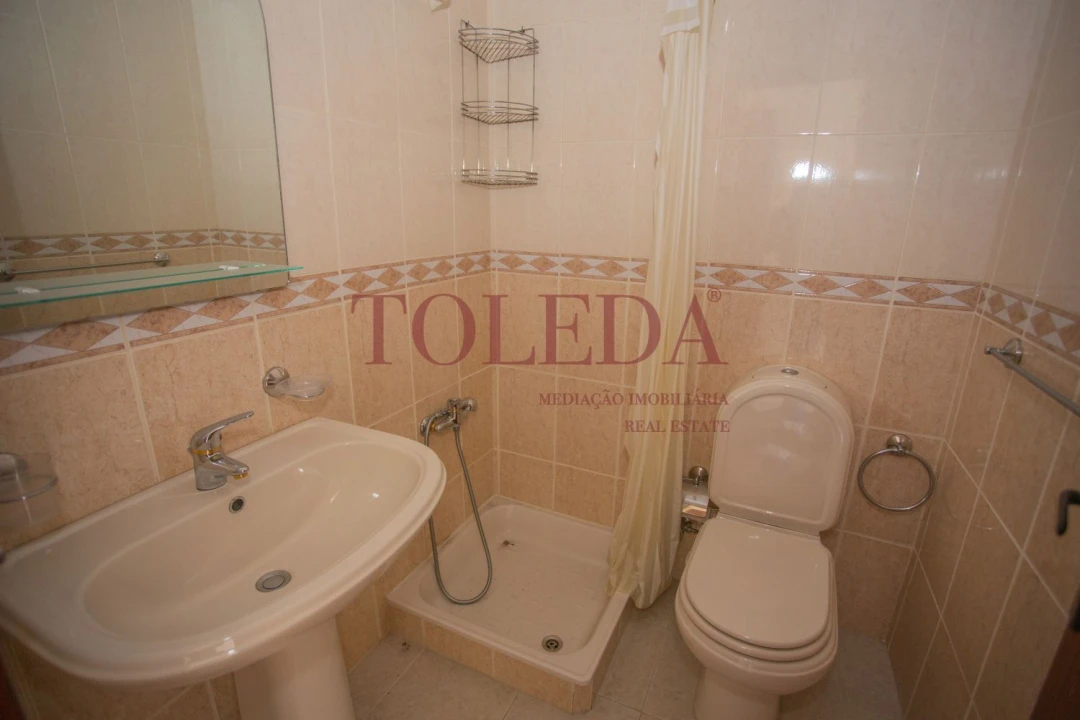 Apartamento T3 para Venda em Castro Daire Foto 27