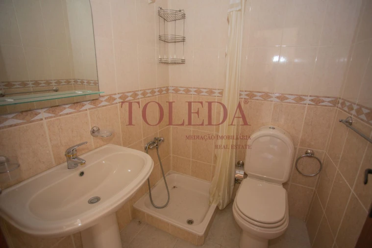 Apartamento T3 para Venda em Castro Daire Foto 27