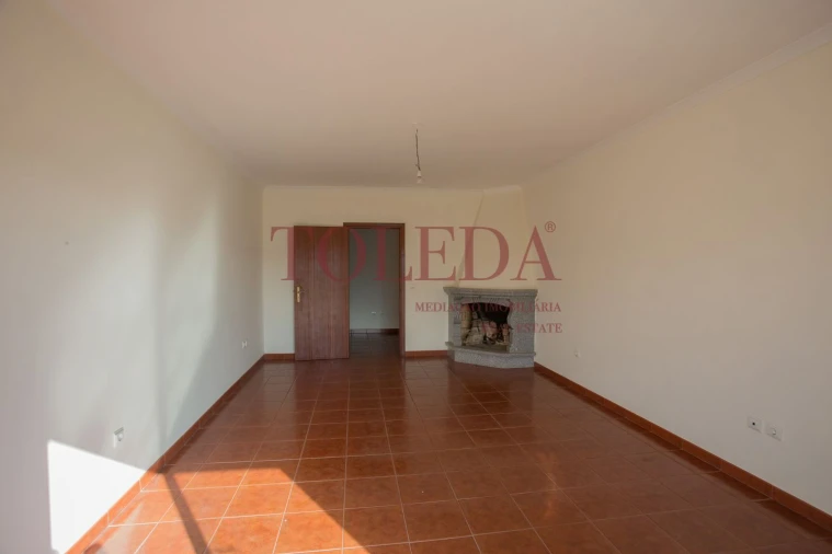 Apartamento T3 para Venda em Castro Daire Foto 3