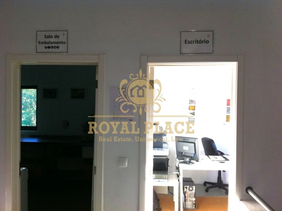 Loja para Venda em O. Azeméis, Riba-Ul, Ul, Macinhata Seixa, Madail Foto 12