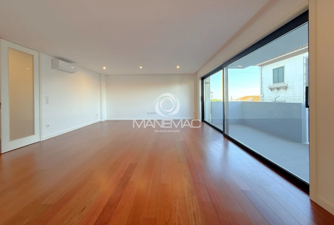 Apartamento T3 para Venda em Mafamude e Vilar do Paraíso Foto 2