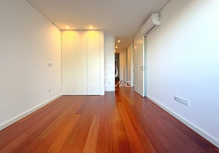 Apartamento T3 para Venda em Mafamude e Vilar do Paraíso Foto 20