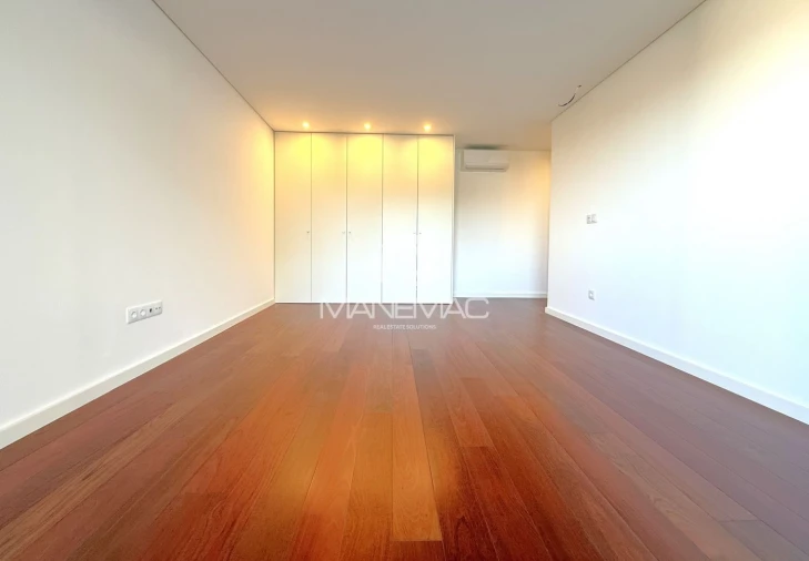 Apartamento T3 para Venda em Mafamude e Vilar do Paraíso Foto 15