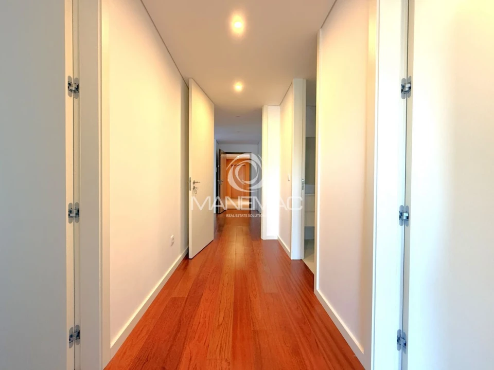 Apartamento T3 para Venda em Mafamude e Vilar do Paraíso Foto 21