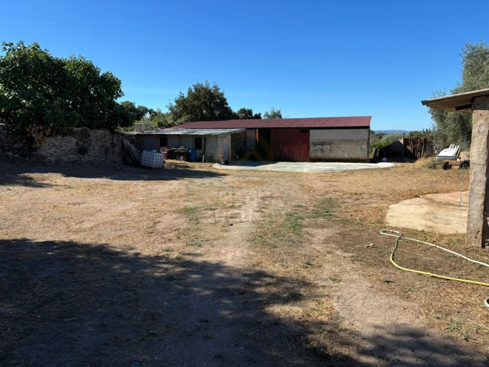 Terreno para Venda em Monfortinho e Salvaterra do Extremo Foto 1