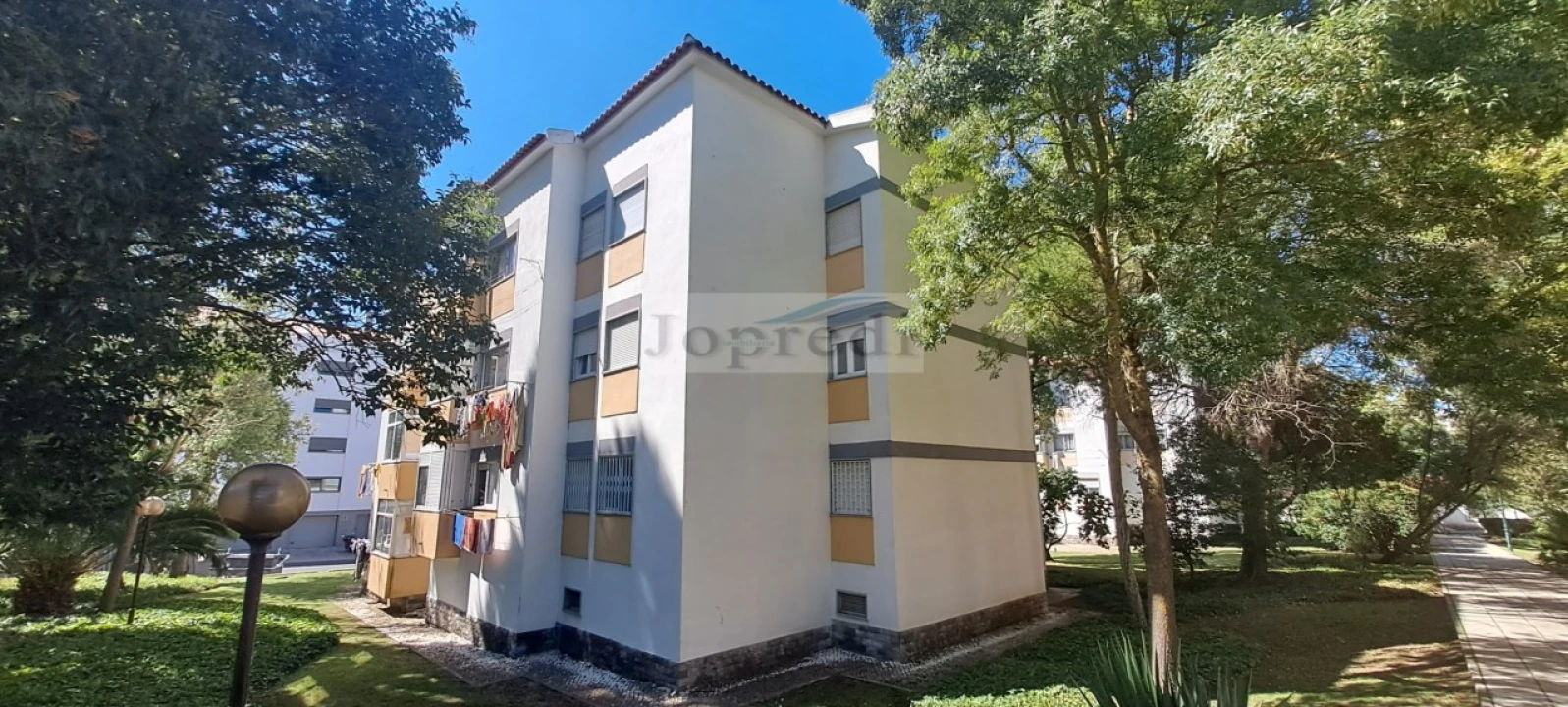 Apartamento T3 para Venda em Carnaxide e Queijas Foto 1