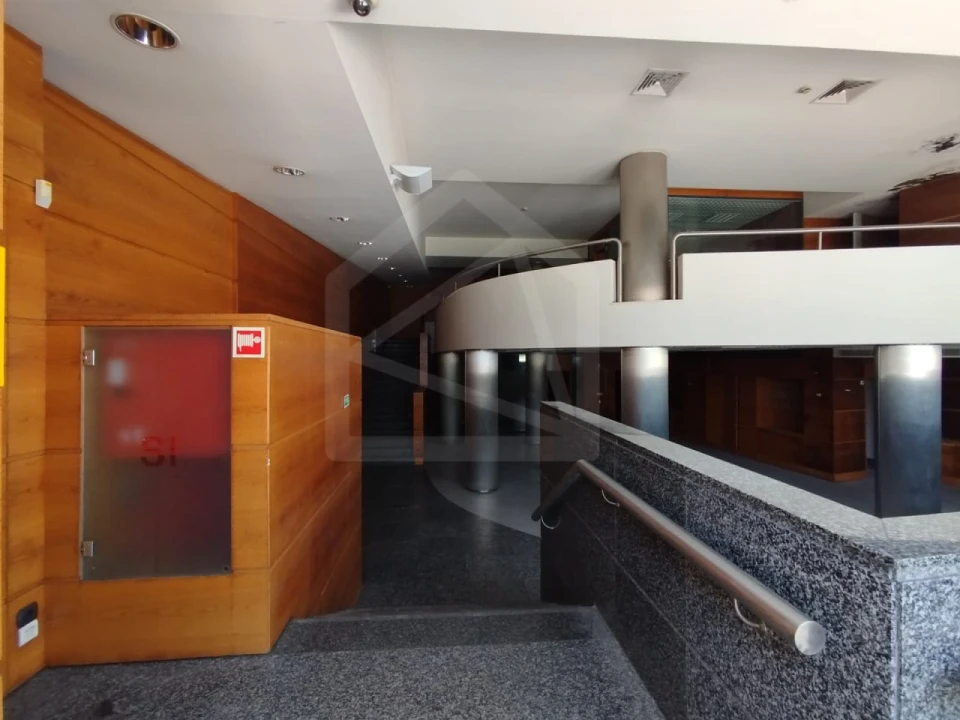 Loja para Venda em Águeda e Borralha Foto 1