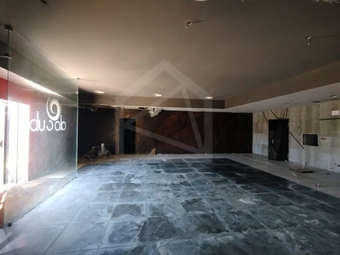 Armazém para Venda em Aradas