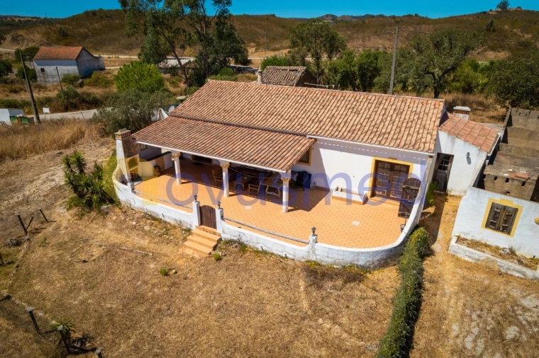 Moradia T3 para Venda em São Bartolomeu de Messines Foto 9