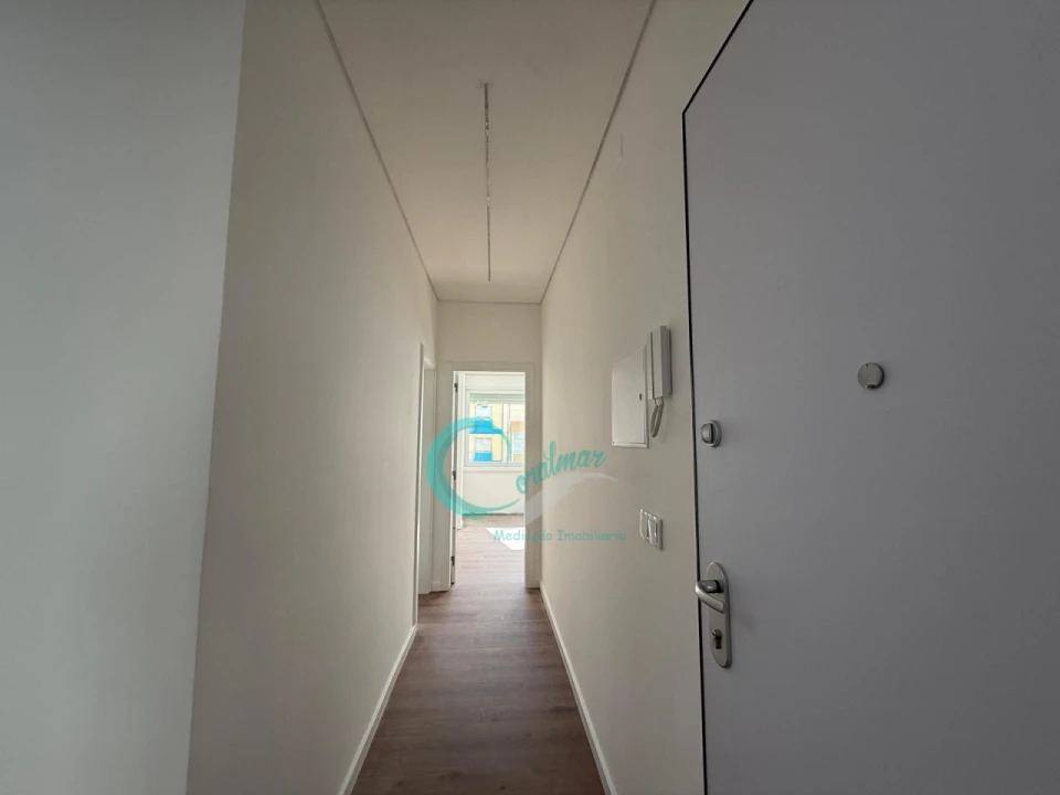 Apartamento T3 para Venda em Almada, Cova da Piedade, Pragal e Cacilhas Foto 26