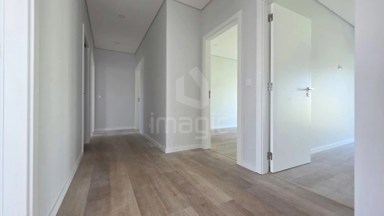 Moradia T4 para Venda em Santo Isidoro Foto 14