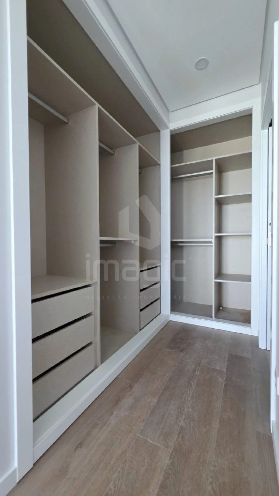 Moradia T4 para Venda em Santo Isidoro Foto 11