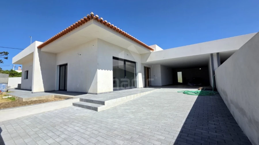 Moradia T4 para Venda em Santo Isidoro Foto 24