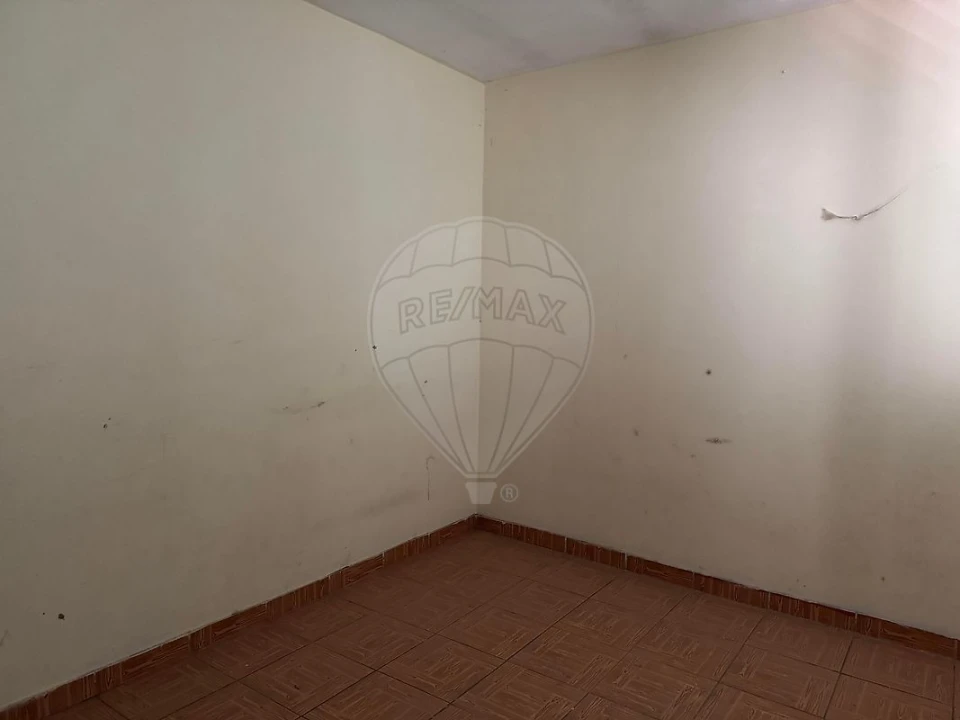 Prédio para Venda em Caria Foto 16