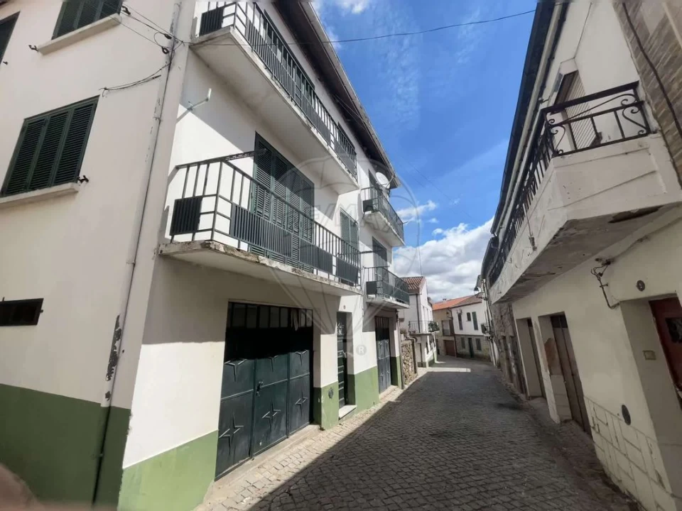 Prédio para Venda em Caria Foto 13