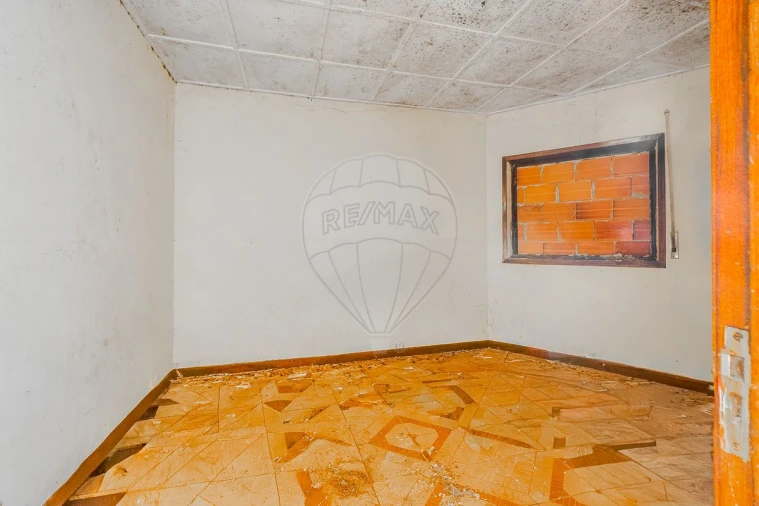 Moradia T17 para Venda em Esmoriz Foto 2