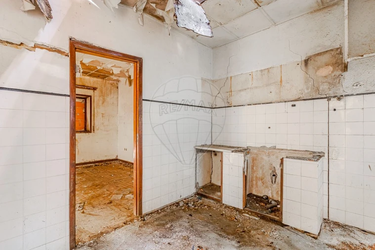 Moradia T17 para Venda em Esmoriz Foto 3