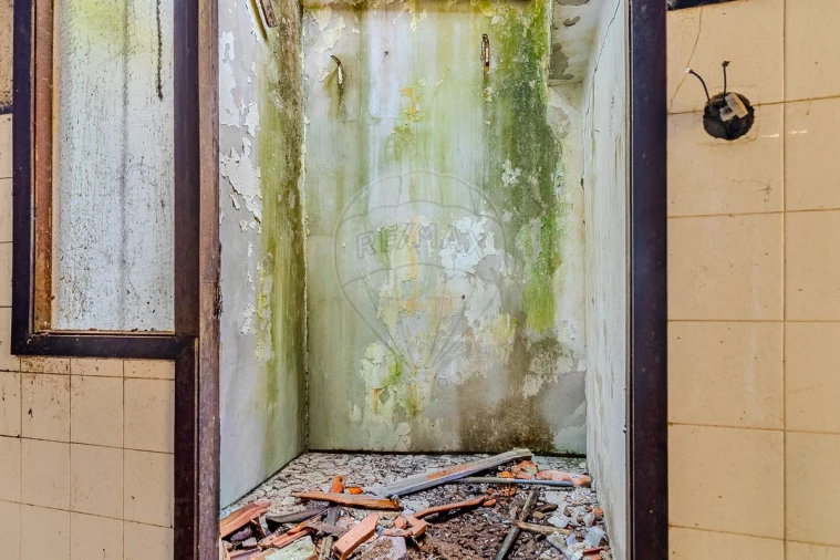 Moradia T17 para Venda em Esmoriz Foto 13