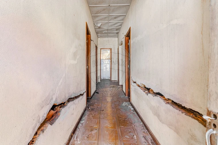 Moradia T17 para Venda em Esmoriz Foto 8