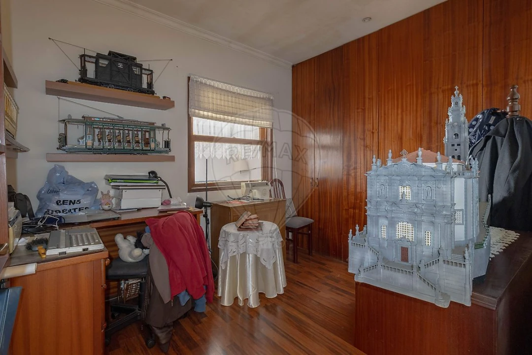 Moradia T3 para Venda em Oliveira do Douro Foto 10