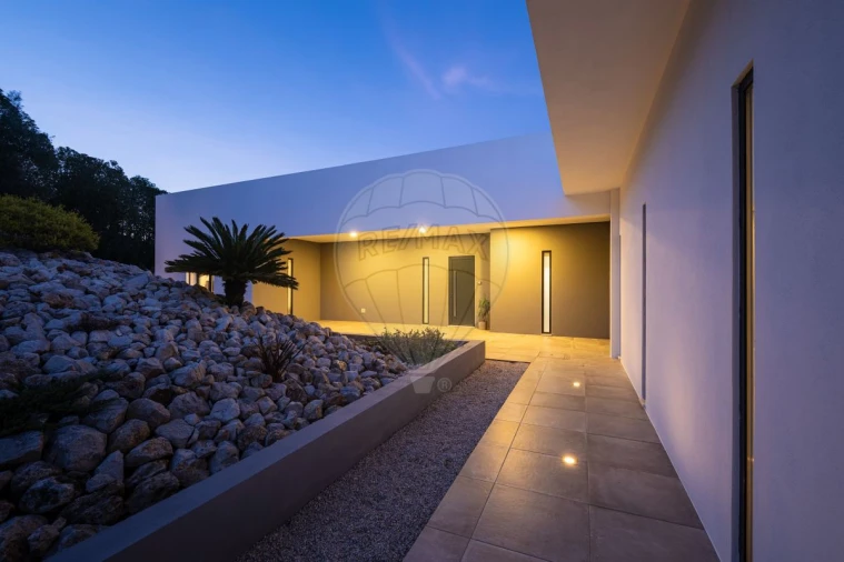 Moradia T5 para Venda em Arruda dos Vinhos Foto 5