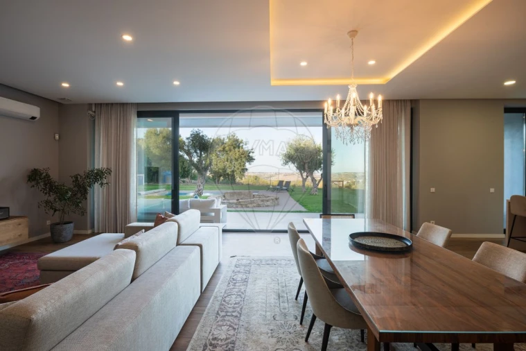 Moradia T5 para Venda em Arruda dos Vinhos Foto 17