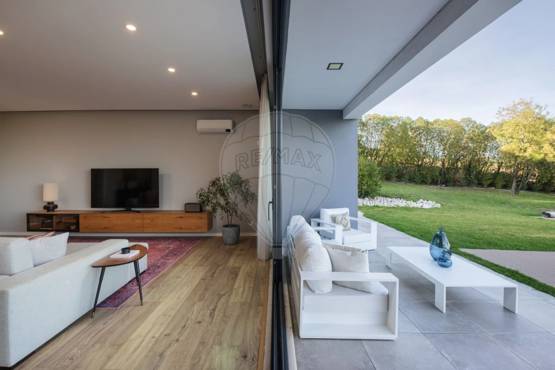 Moradia T5 para Venda em Arruda dos Vinhos Foto 10