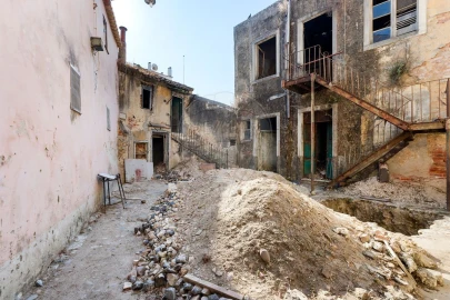 Prédio para Venda em Santa Maria Maior