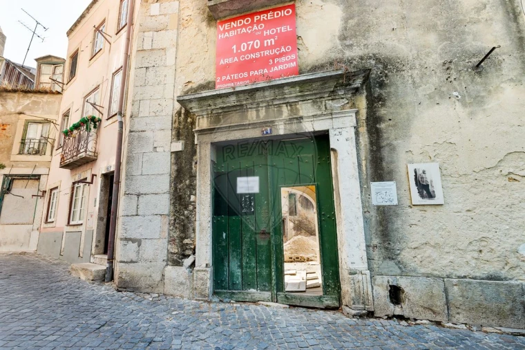 Prédio para Venda em Santa Maria Maior Foto 8