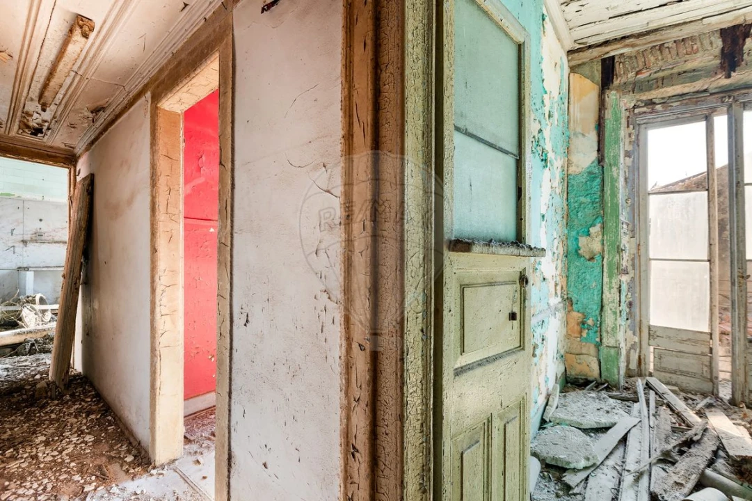 Prédio para Venda em Santa Maria Maior Foto 17